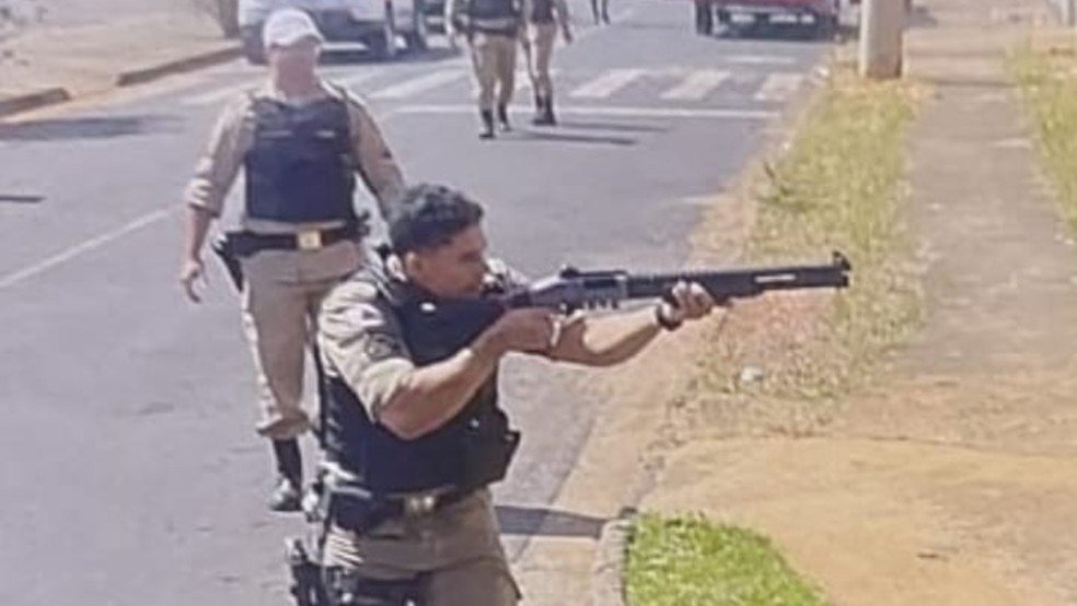 Tiroteio no Monte Hebron deixa um morto e fecha escola em Uberlândia