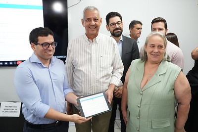 Menos papel, mais eficiência: Catalão inicia transformação digital na Prefeitura