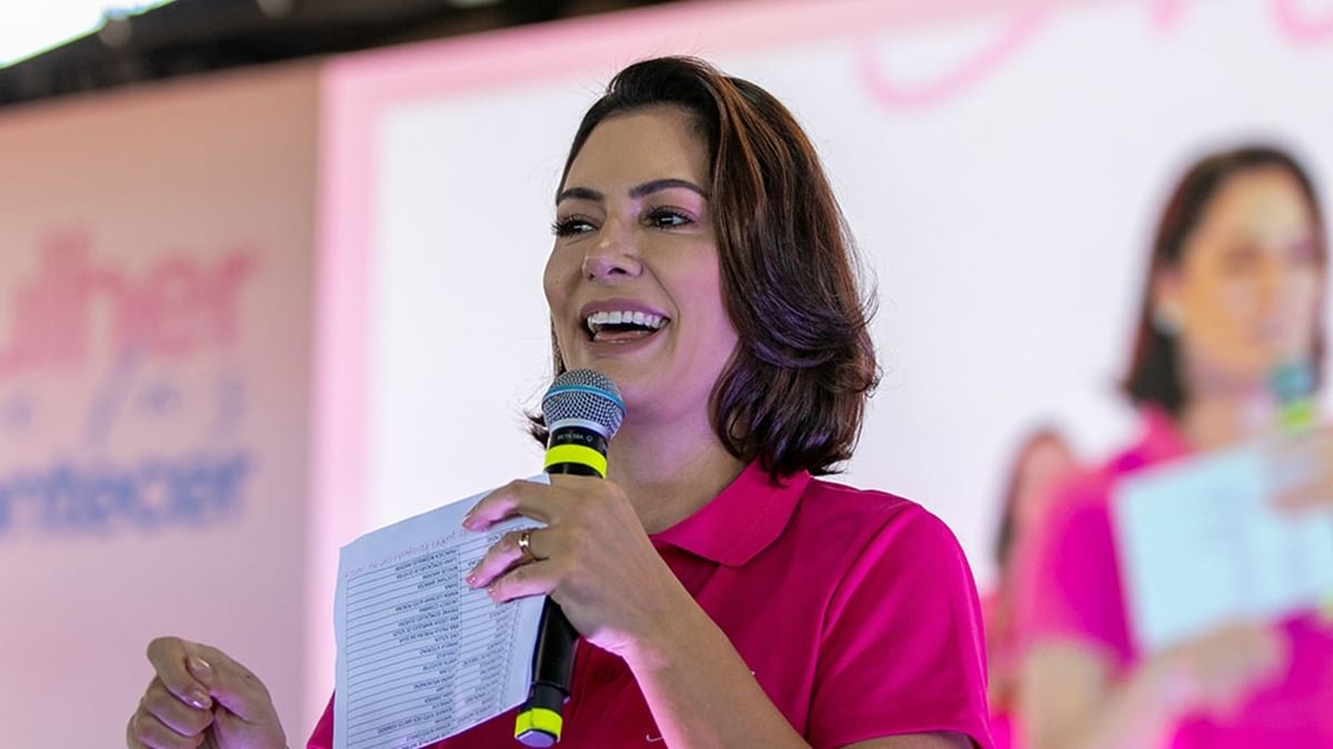 Michelle Bolsonaro deixa presidência do PL Mulher após ataques