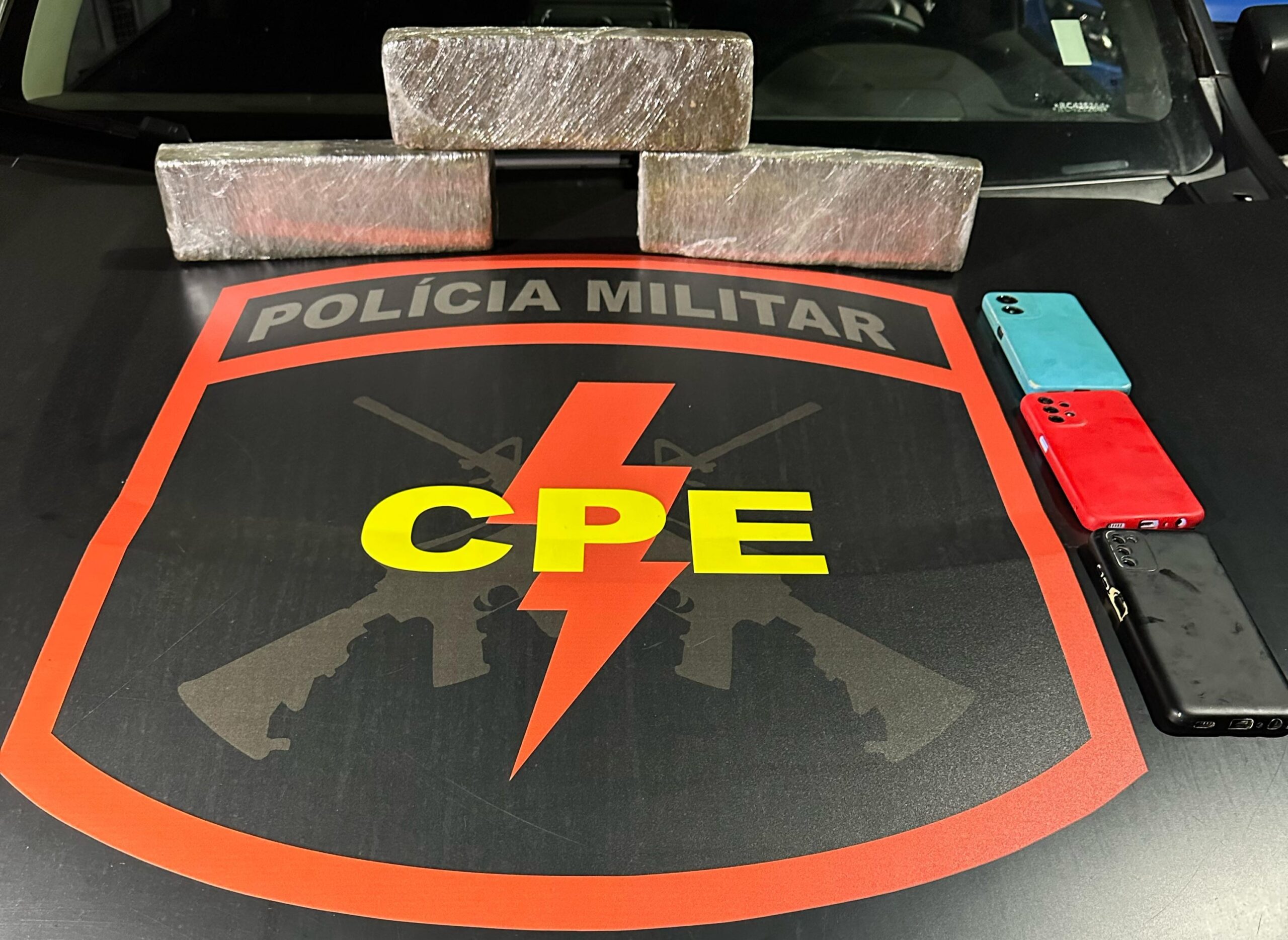 CPE apreende drogas e prende três pessoas em operação contra o tráfico em Orizona