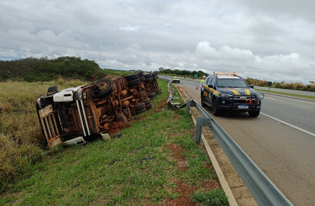 PRF registra três sinistros de trânsito no fim de semana na BR-050