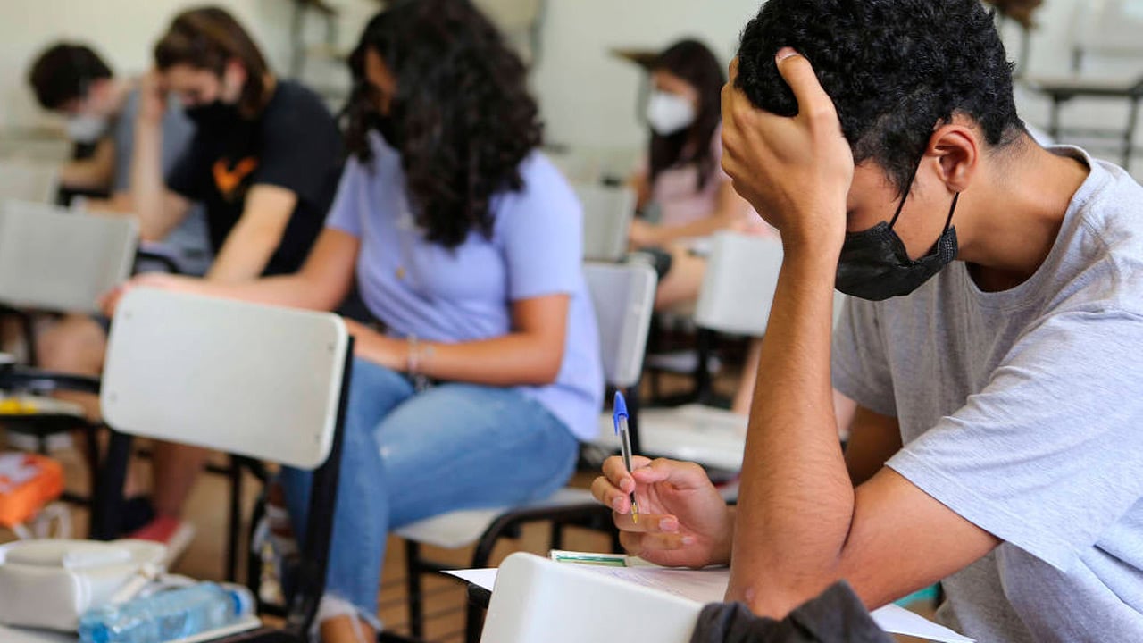 Concurso público é lançado em Goiás com salários de até R$ 5 mil