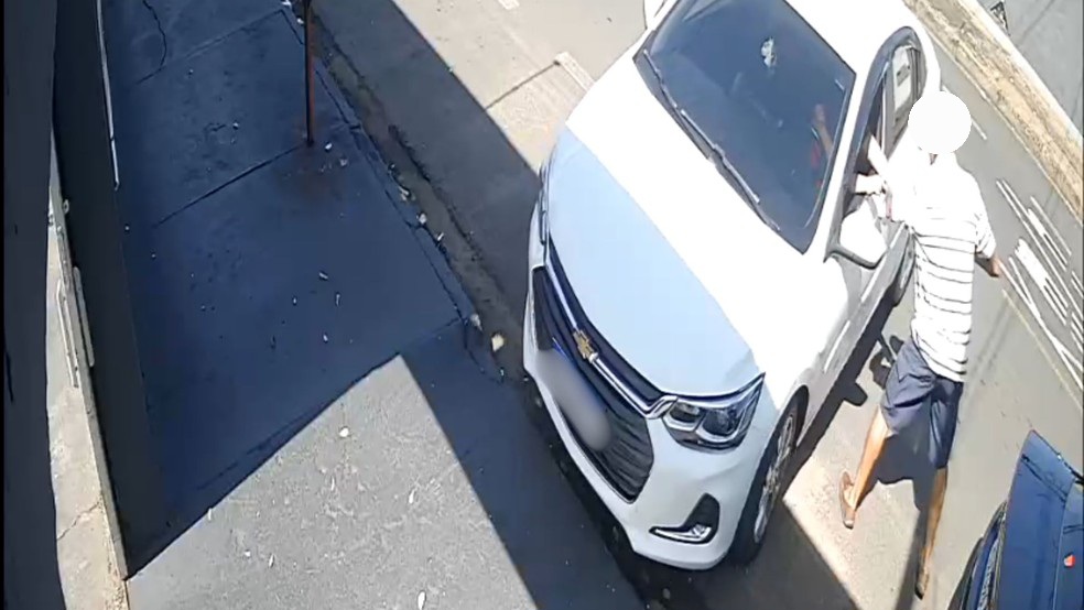 Mulher é baleada por ex dentro do carro ao sair de boate em Uberlândia