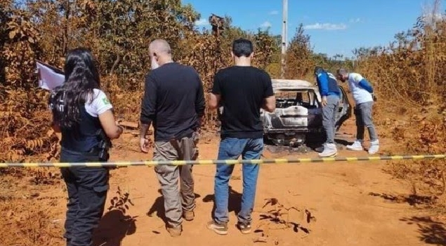 Corpo que pode ser de homem que está desaparecido é encontrado carbonizado dentro de carro, diz polícia | Goiás