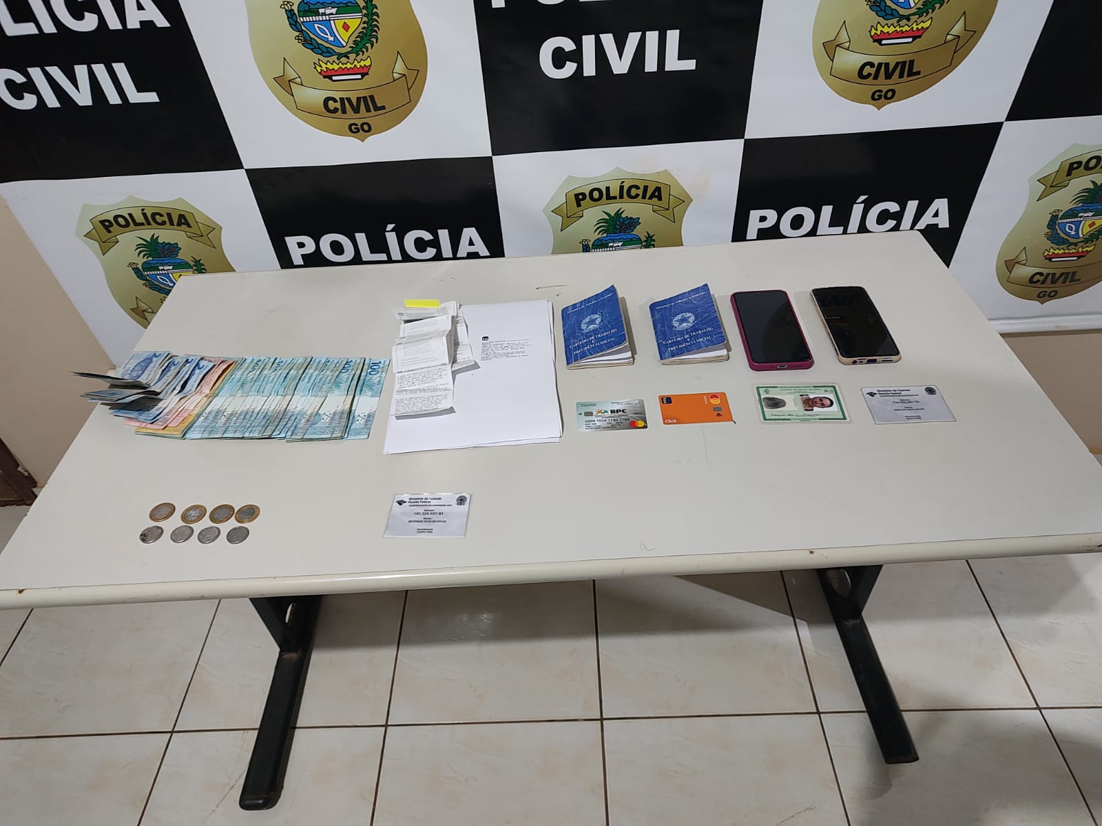 PC de Orizona prende em flagrante integrantes de associação criminosa