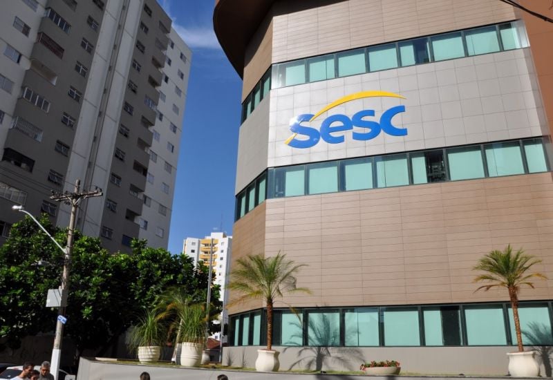 Sesc e Senac Goiás anunciam vagas com salários de até R$ 3,4 mil